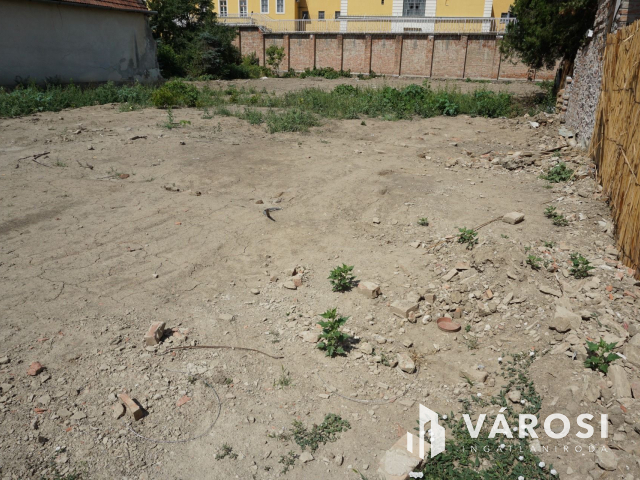 Építési telek eladó Gyula belvárosában!