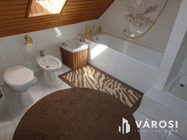 Alapozza meg családja, gyermekei jövőjét!