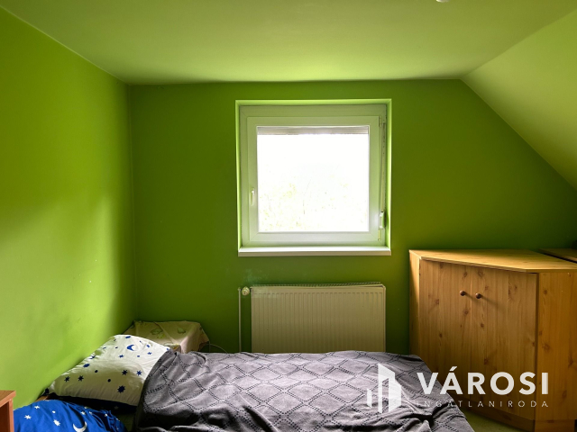 3 szintes családi ház Salgótarján egyik legjobb helyén eladó