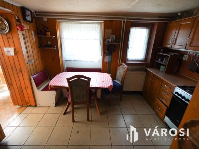 Többgenerációs családi ház Budakeszin!