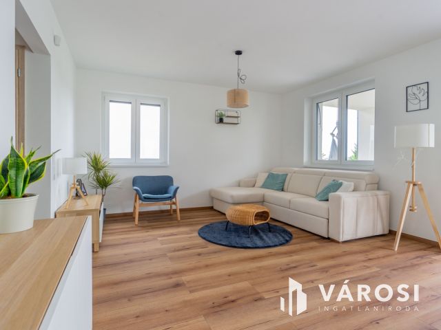 Panorámás luxus lakás Balatonföldváron