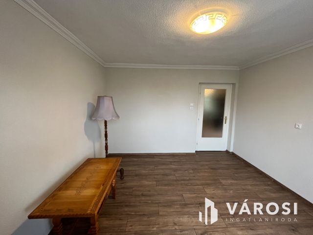 Debrecen Kerekestelepen szép rendezett ház eladó!