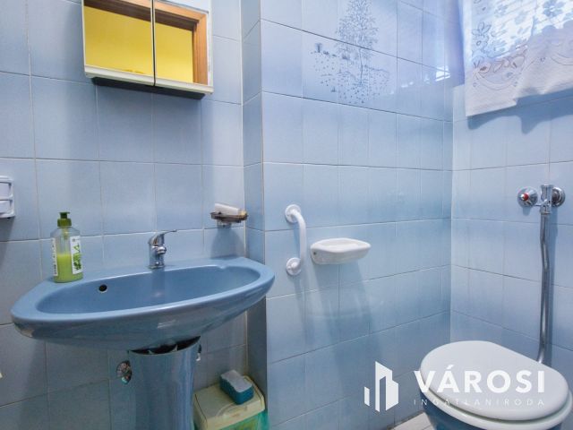 Vásárhelyen, csendes otthon a belvárosban