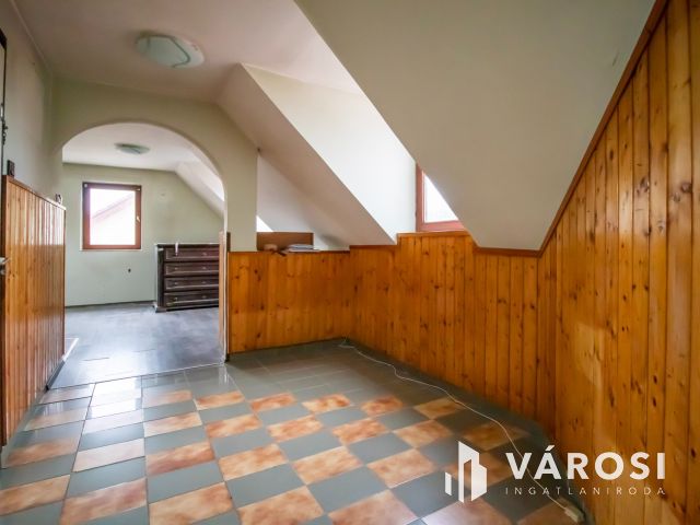 Két lakásos családi ház a Ráchegyen