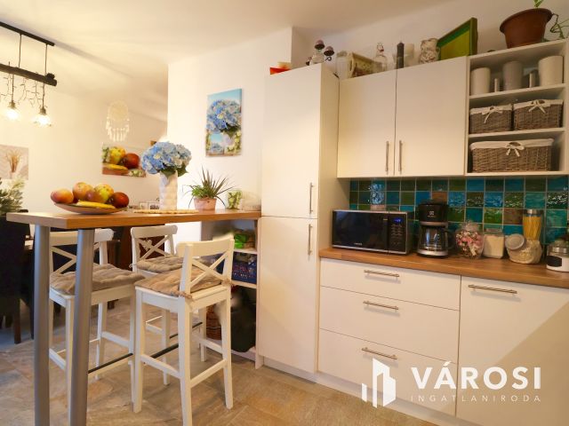 Felújított családi ház az Adyn