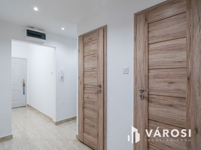 Magaslesen Újrokuson