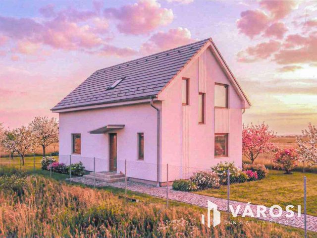 Nappali plusz 4 vagy 5 szobás családi ház Subasán 01