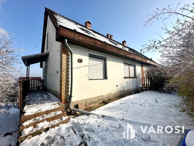 Frigyes krt.-on felújítandó ikerház eladó!