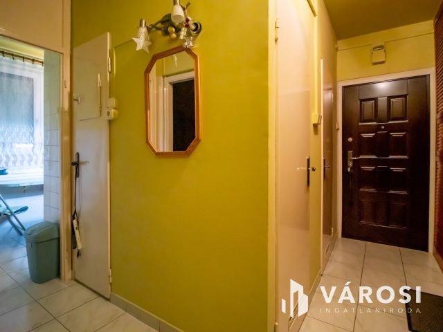 Gyorsan költözhető 2 szobás panellakás