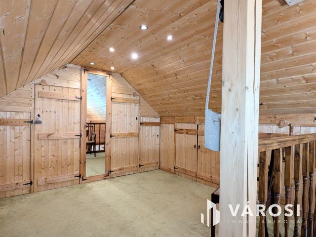 Mesebeli birtokon mesebeli ház!