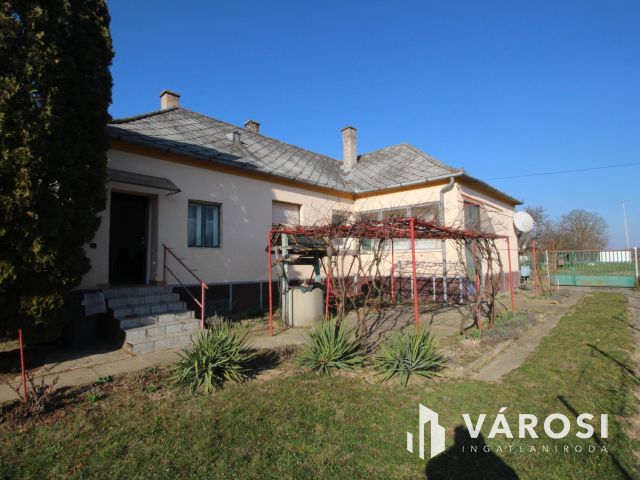 Ház a csend szigetén, Keléden