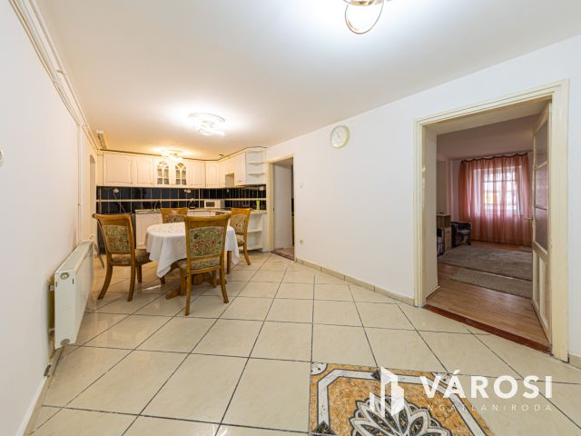 Sarki telek, vagy családi ház