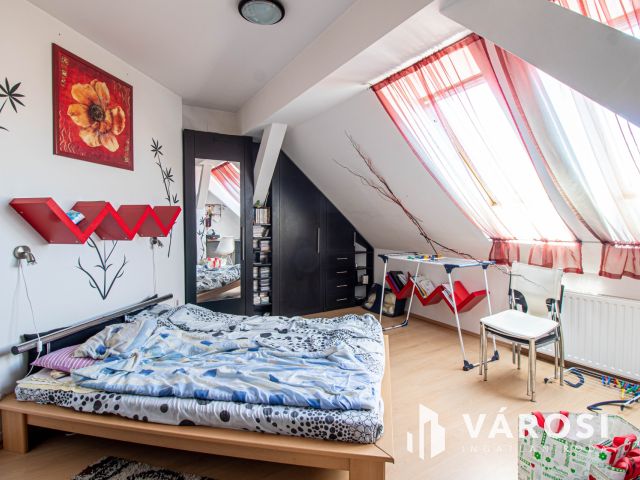 Kiadó stúdiólakás a belváros közepén