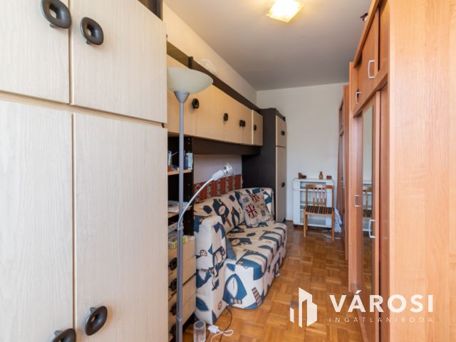 Szerethető 46 m²-es lakás a Duna-part közelében – 28,9 M Ft