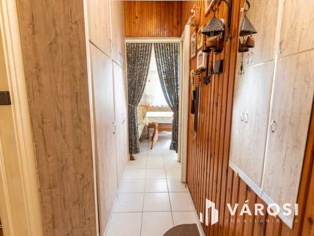Szerethető 46 m²-es lakás a Duna-part közelében – 28,9 M Ft