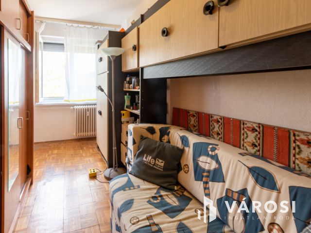 Szerethető 46 m²-es lakás a Duna-part közelében – 28,9 M Ft