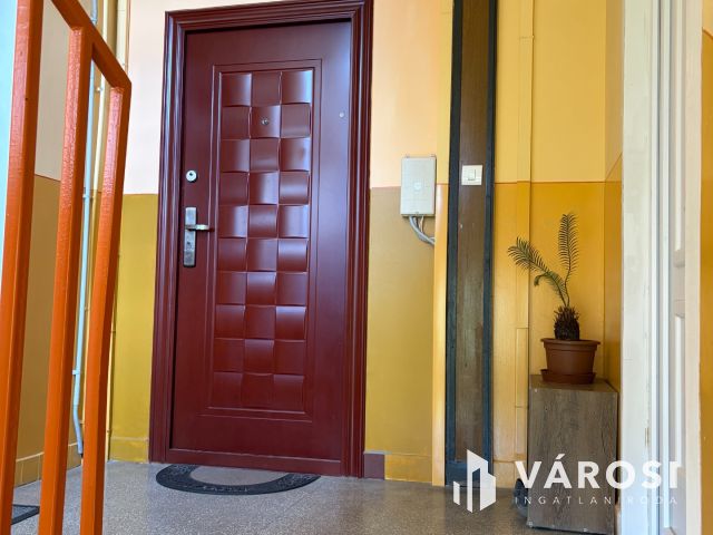 Szerethető 46 m²-es lakás a Duna-part közelében – 28,9 M Ft